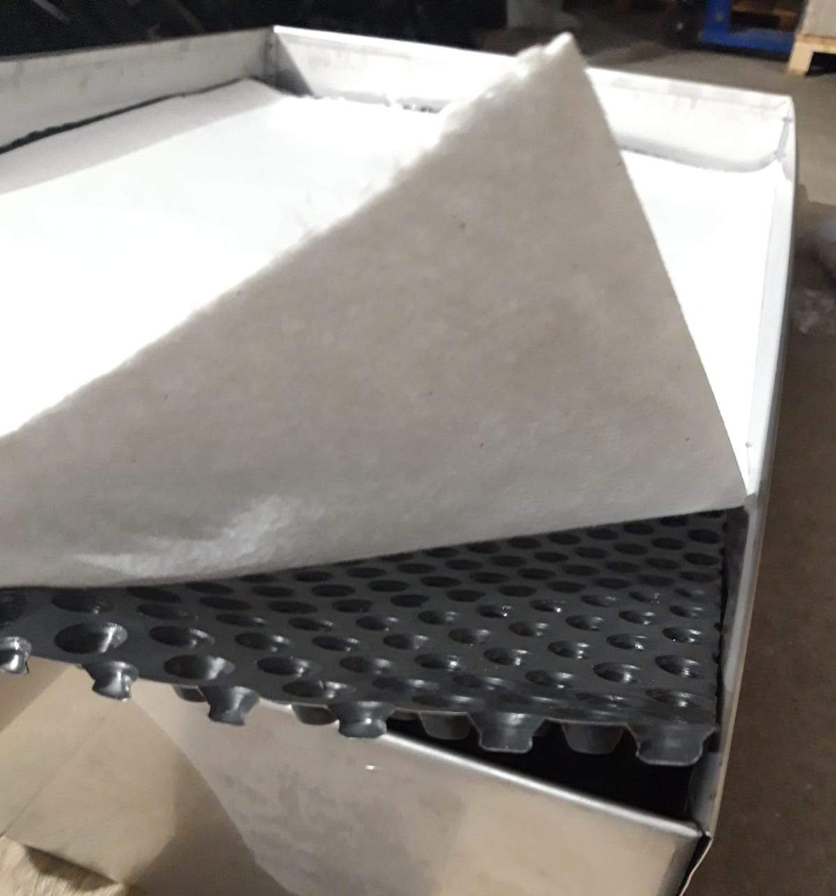 Drainagematte für Pflanzdach auf Maß